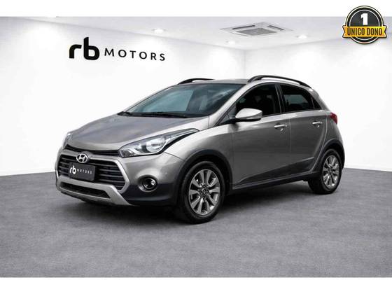 HYUNDAI HB20X 1.6 16V STYLE FLEX 4P AUTOMÁTICO HYUNDAI HB20X 1.6 16V STYLE FLEX 4P AUTOMÁTICO
